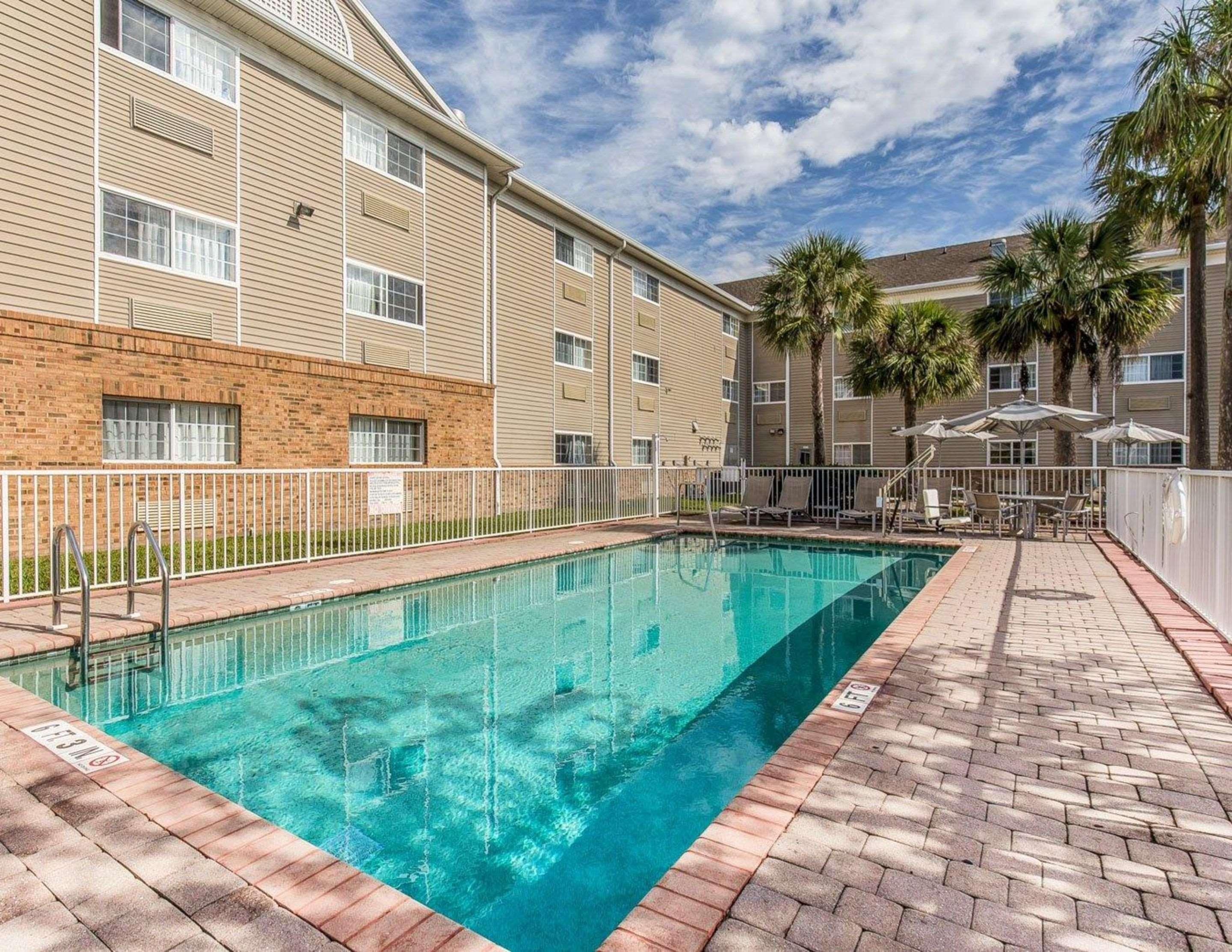 Suburban Studios Fort Myers Cape Coral Exterior foto